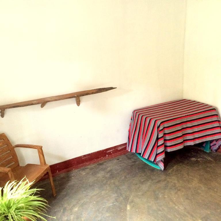 Surf & Yoga Arugam Bay Hotell Rum bild